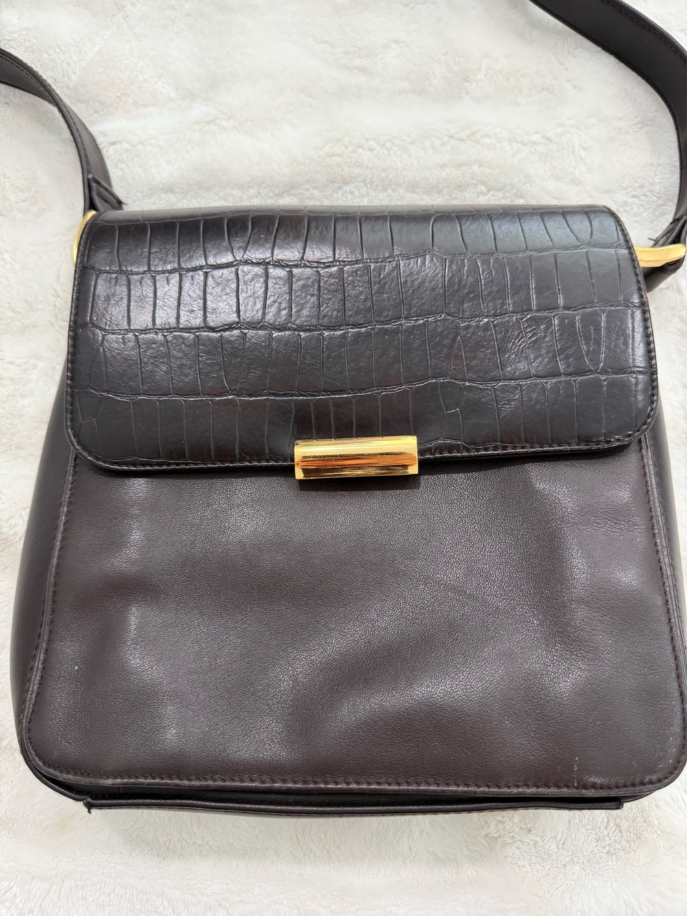 Vintage Espresso Brown Leather Mock Croc Crossbody Organizer Bag